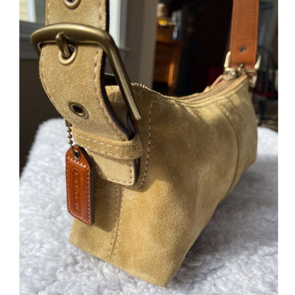 Coach 7470 Suede Hamptons Demi Baguette Hobo Bag  -  Y2K Vintage Beige/Tan